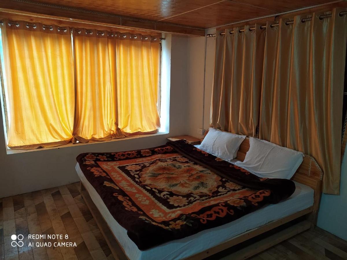 Moksha - By The River Villa Jibhi Kültér fotó